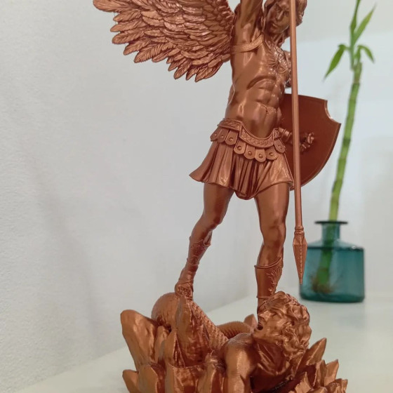 ARCANGEL SAN MIGUEL DE 30 CM